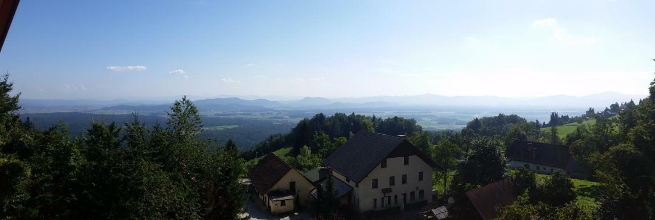 Turizem Pavlin Apartman Senturska Gora